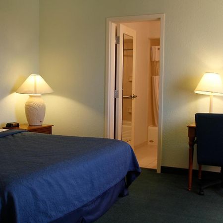 Cocoa Beach Suites Hotel Экстерьер фото
