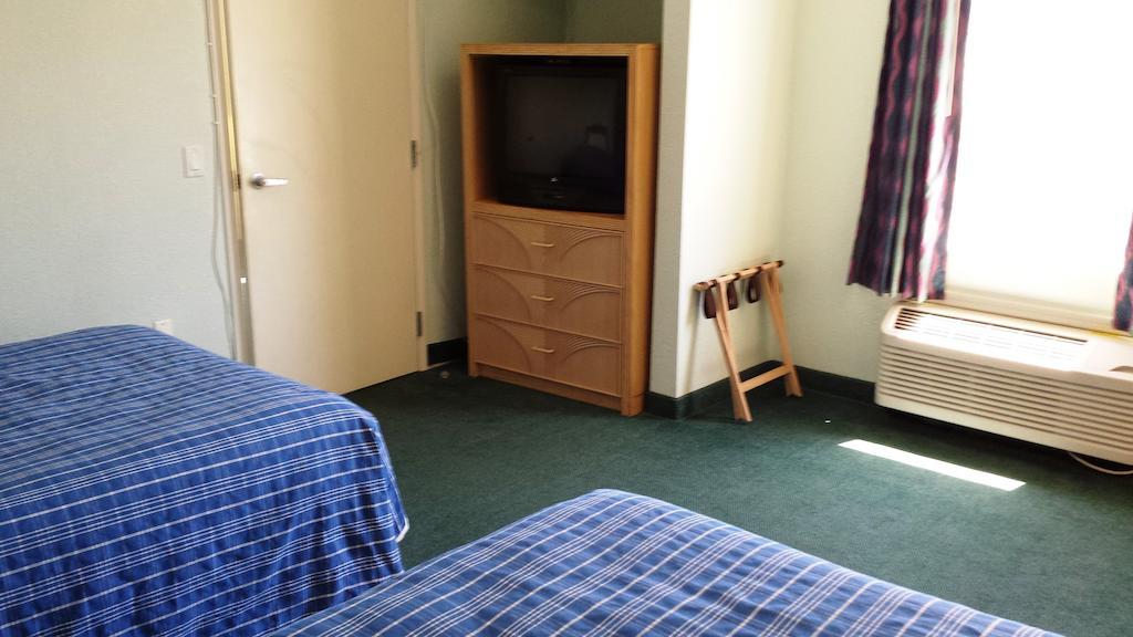 Cocoa Beach Suites Hotel Экстерьер фото