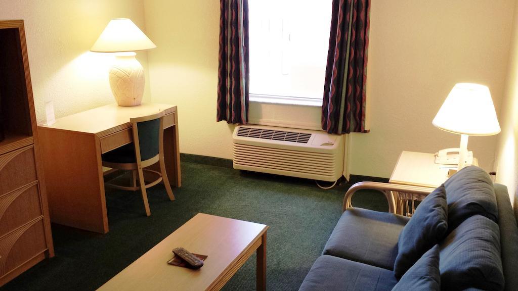 Cocoa Beach Suites Hotel Экстерьер фото